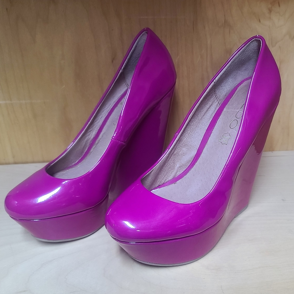 Aldo Pink Wedges